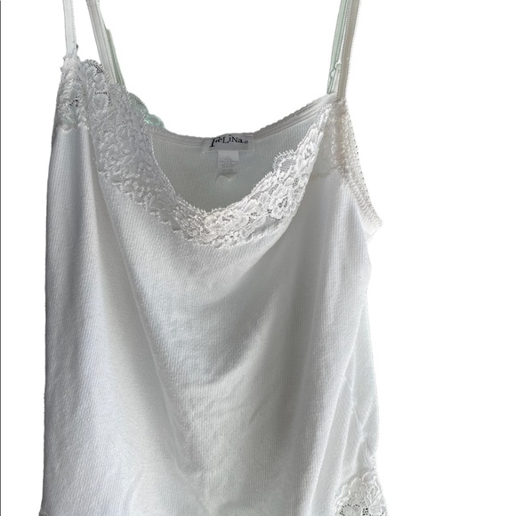 Felina crop cami.  EUC.  Size large. - Picture 3 of 5
